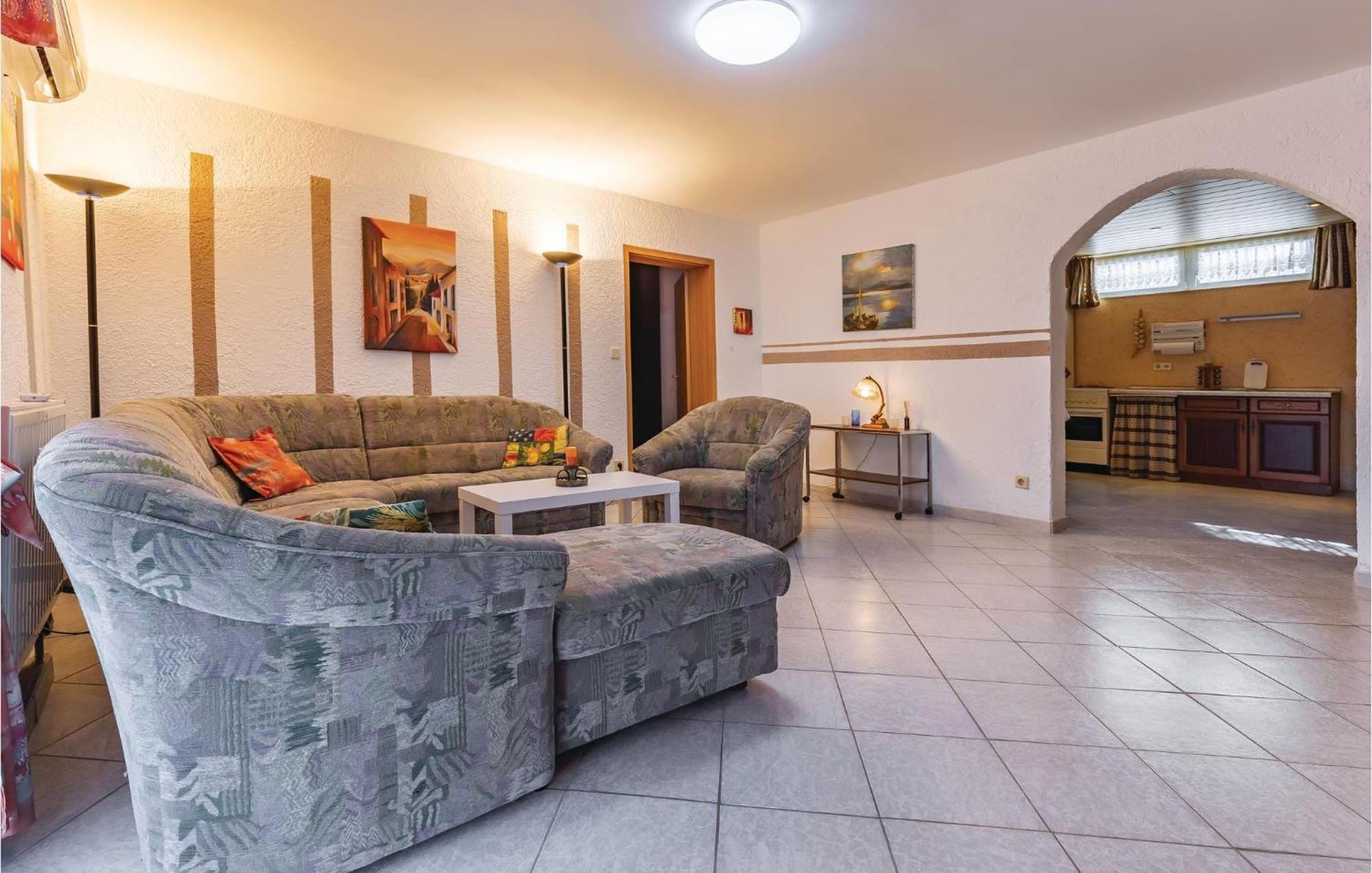 3 Bedroom Awesome Apartment In Pavicini Extérieur photo